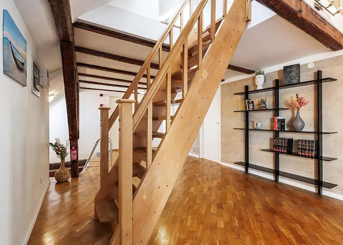 Airhome - Travel Soul تالين