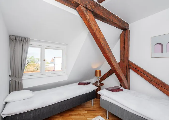 Airhome - Travel Soul * تالين