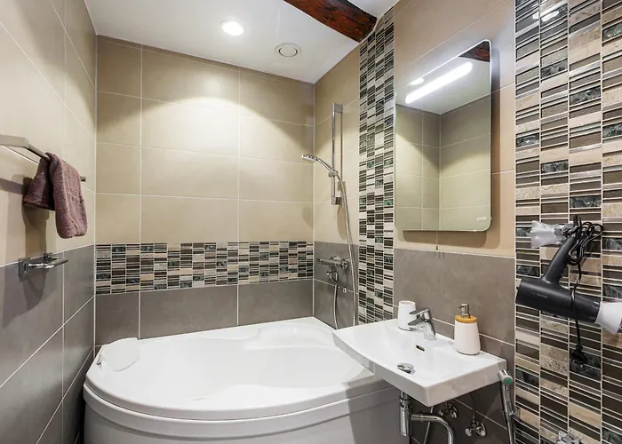 Airhome - Travel Soul * Tallin